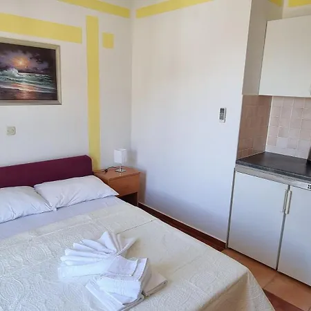 Mario Hotel Drvenik (Split-Dalmatia)