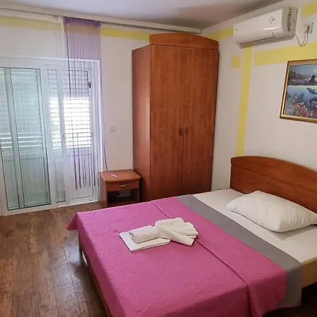 Hotel Mario Drvenik (Split-Dalmatia)